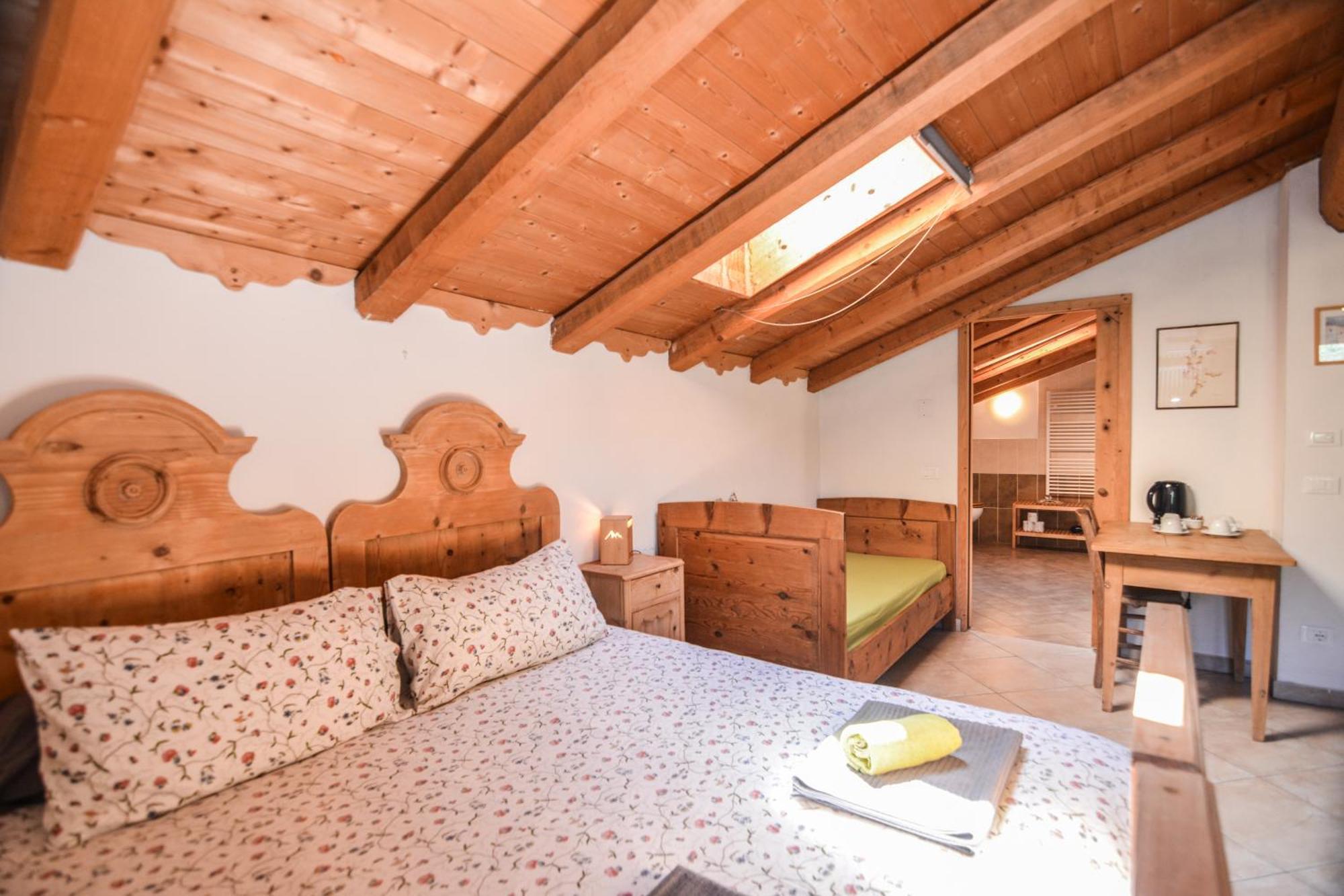 Agritur Airone Bed & Camping Levico Terme Phòng bức ảnh